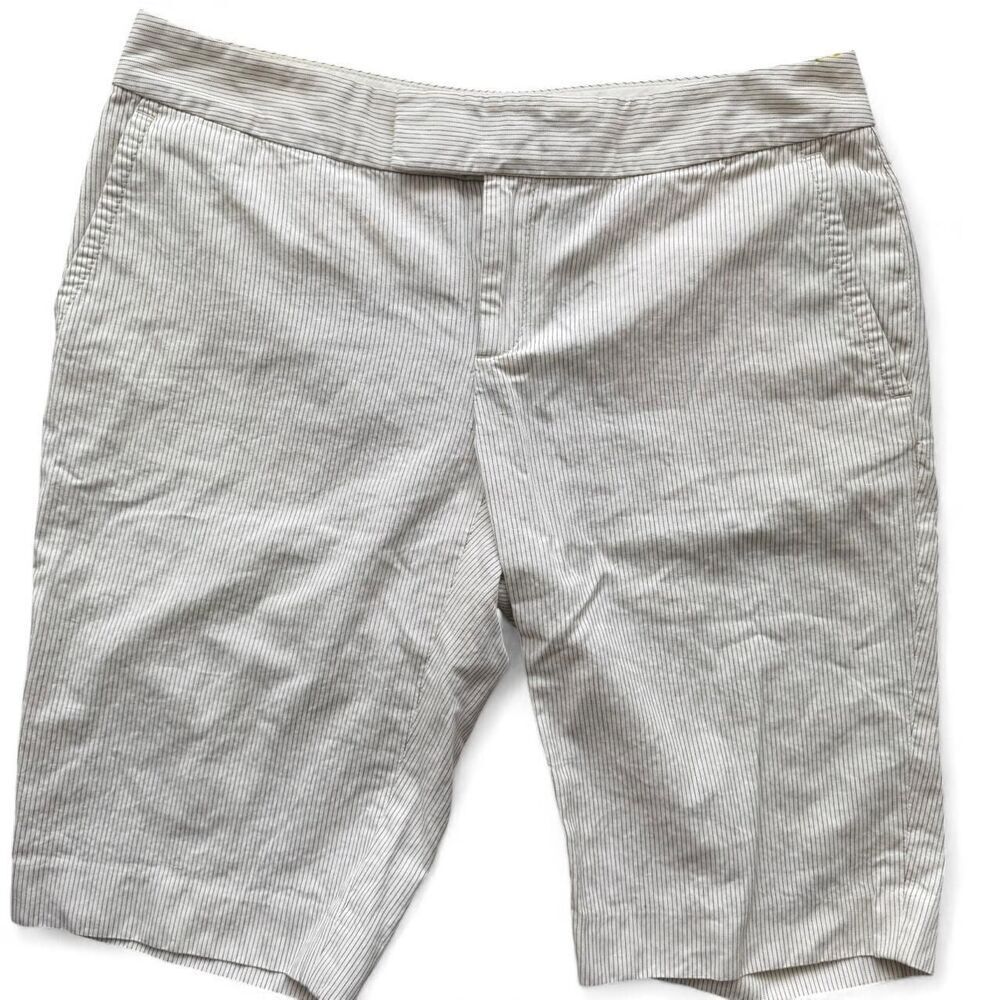 Banana Republic white + grey striped shorts Ryan fit Size 6 | Euro Summer jorts
